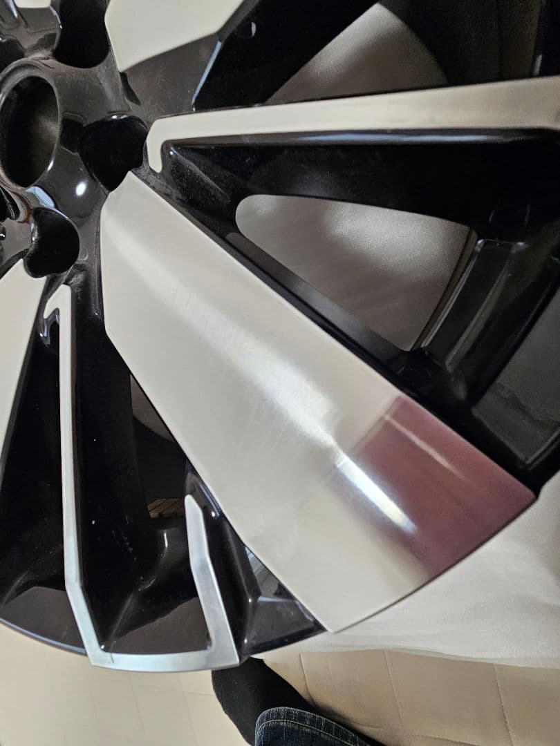 ピ*り様 三菱アウトランダー アルミホイール 1本 5H 114.3 20 8J