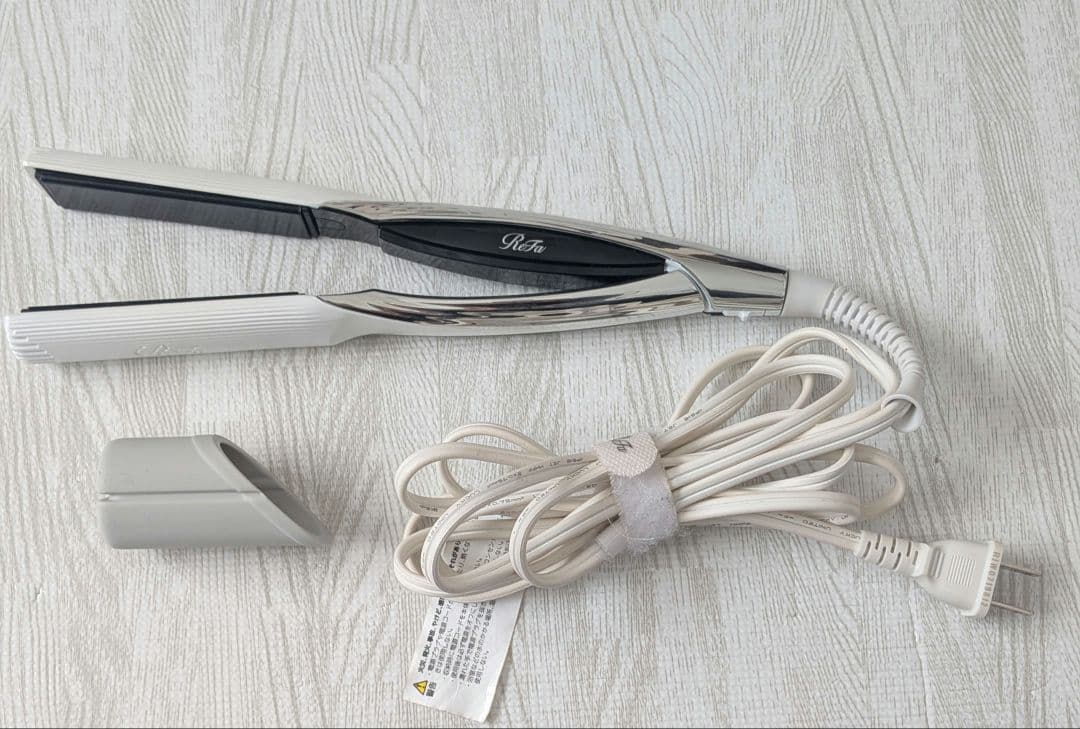リファ★ストレートヘアアイロン★ Amazon.co.jp: ◇新モデル◇【公式ストア限定】リファ ストレート