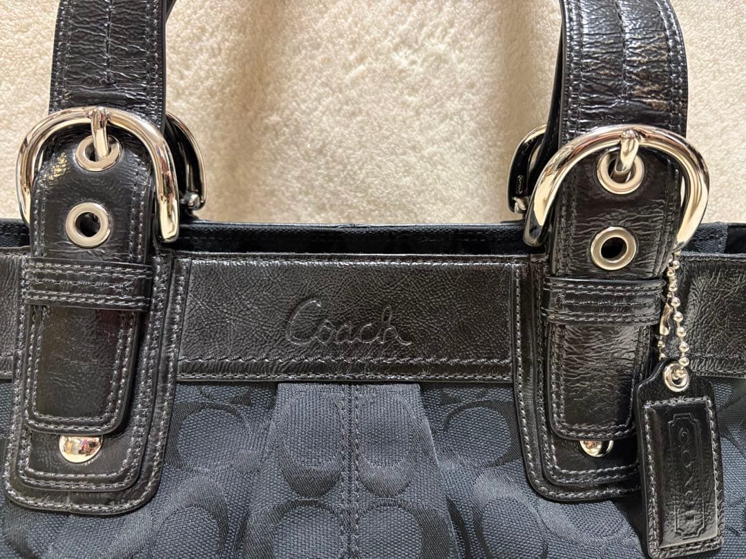 COACH ブラック シグネチャー パテントレザー キャンバス トート