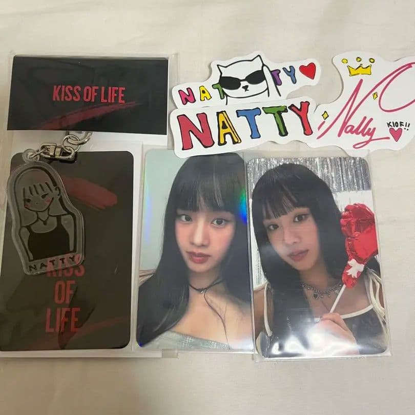 KISS OF LIFE キオプ everline ナッティ キーリング トレカ KISS OF LIFE everline ナッティ キーリング トレカ