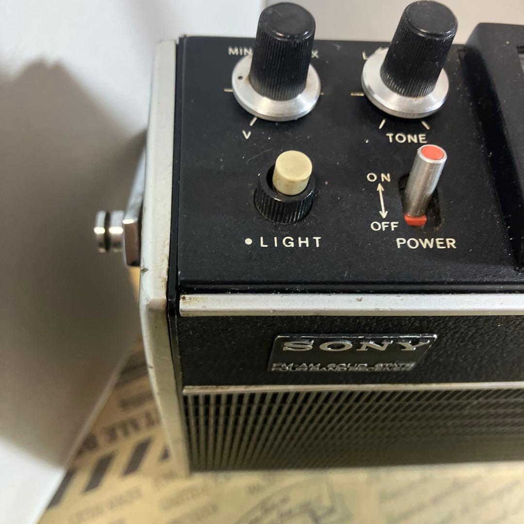 専用品トップのチューニングスケール部のクラックが残念。ソニーTFM