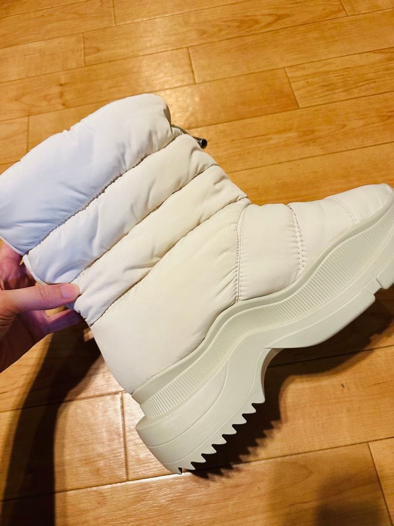 即購入⭕️YELLO スノーブーツ　ホワイト L(24.5cm)