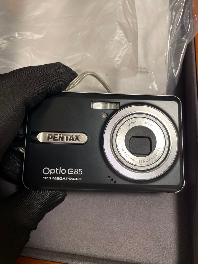 PENTAX Optio E85 12.1メガピクセル【ほぼ未使用　 １回のみ】 PENTAX Optio E85 12.1メガピクセル【ほぼ未使用 1回のみ】 2026年