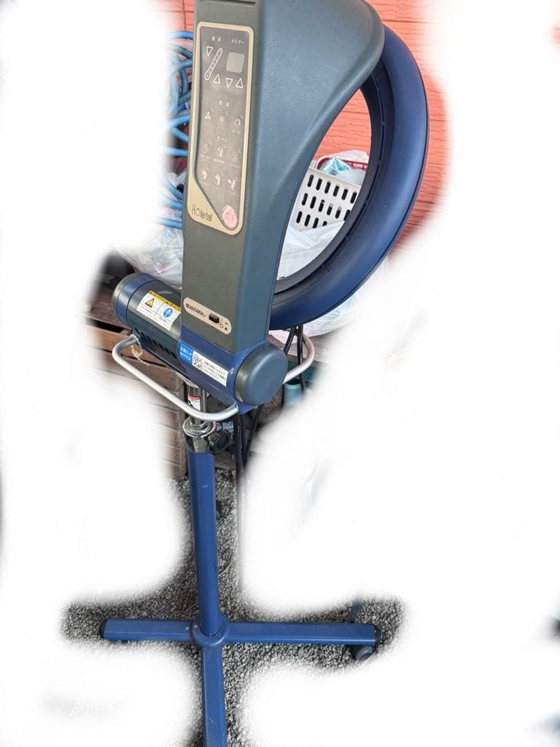 タカラベルモント　遠赤外線促進機　美容室　ヘアー タカラベルモントの促進器『ローラーボールF スタンドタイプ』を入荷