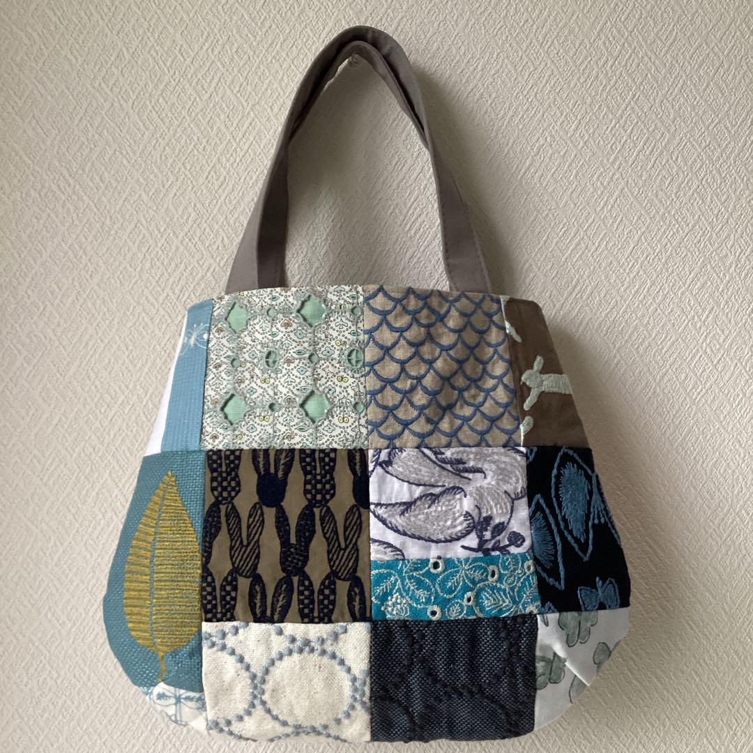ミナペルホネン ハギレをパッチワーク ふっくらまるみのトートバッグ