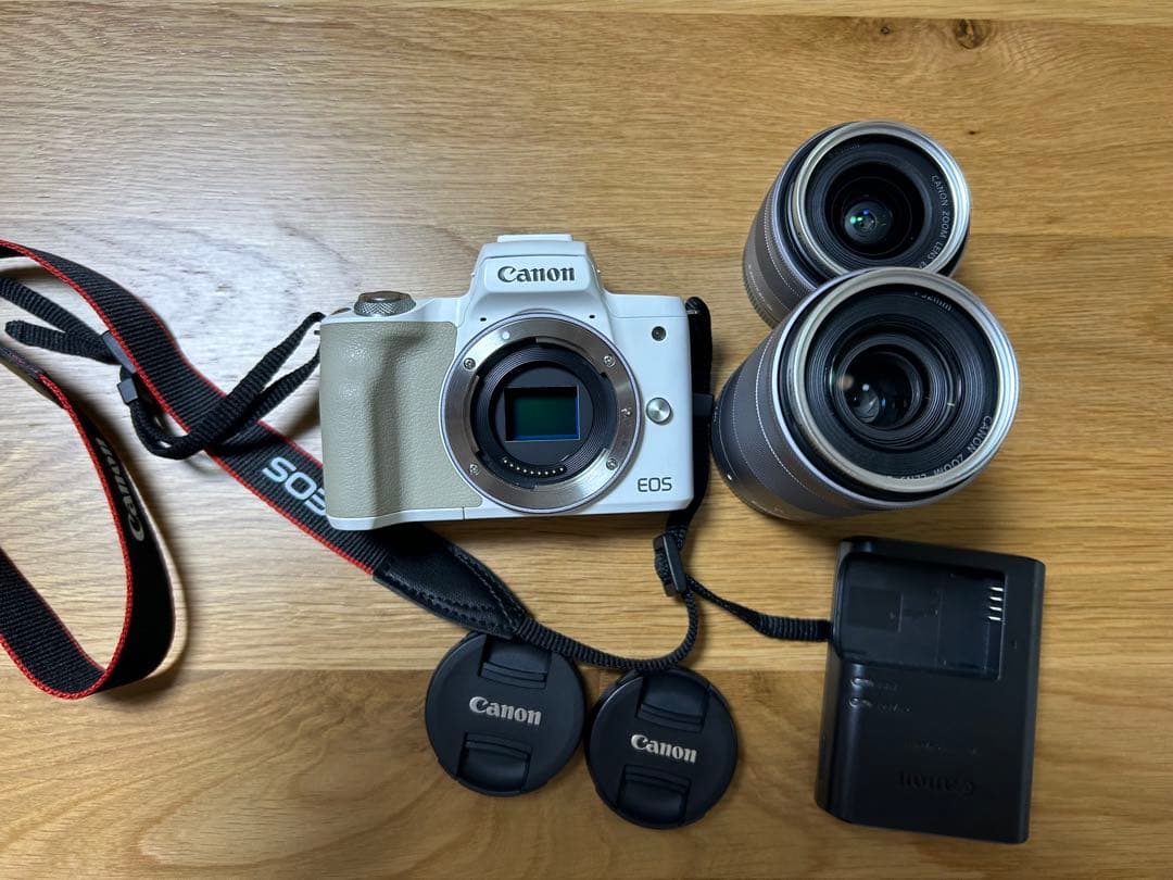 【美品】Canon デジタル一眼 EOS Kiss M2 ダブルズームキット Amazon | Canon ミラーレス一眼カメラ EOS Kiss M2 ダブルズームキット