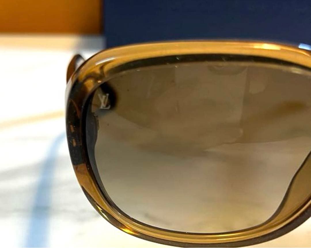 HMMH7様 専用です】ヴィトンサングラス 正規品 取り扱い説明書あり