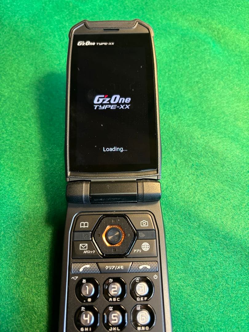 au G'zOne TYPE-XX (KYY31) 付属品有り G'zOne TYPE-XX KYY31 au リキッドグリーン 送料無料 即決 本体 c15190