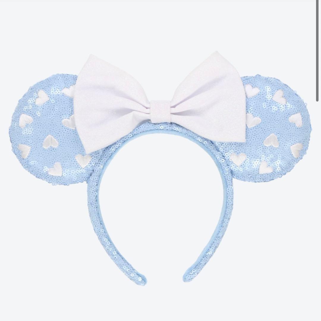 ♡新品☆ディズニー カチューシャ スパンコール 水色♡ - メルカリ