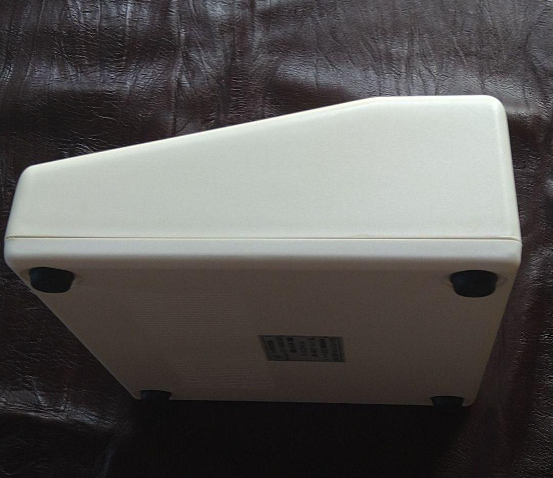 美顔器全身用　Xone RENACER