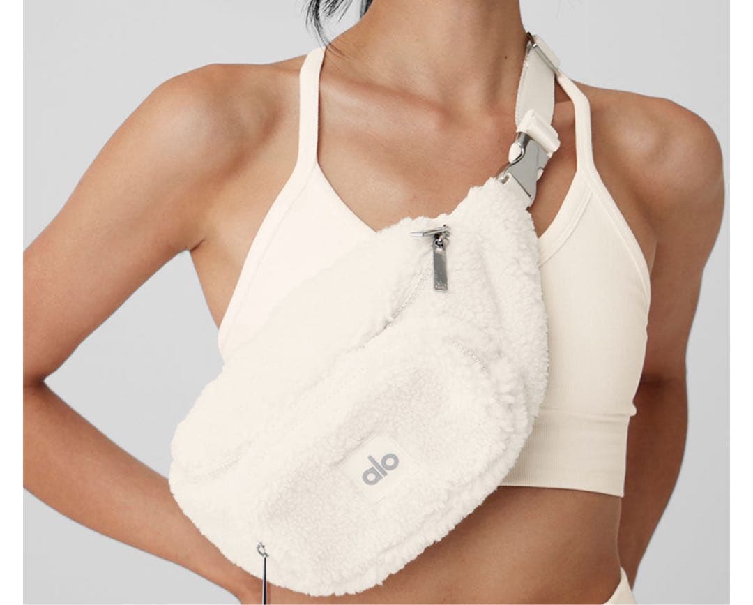 ロサンゼルス発大人気ブランド 新品 alo ボディバッグ ウエストポーチ