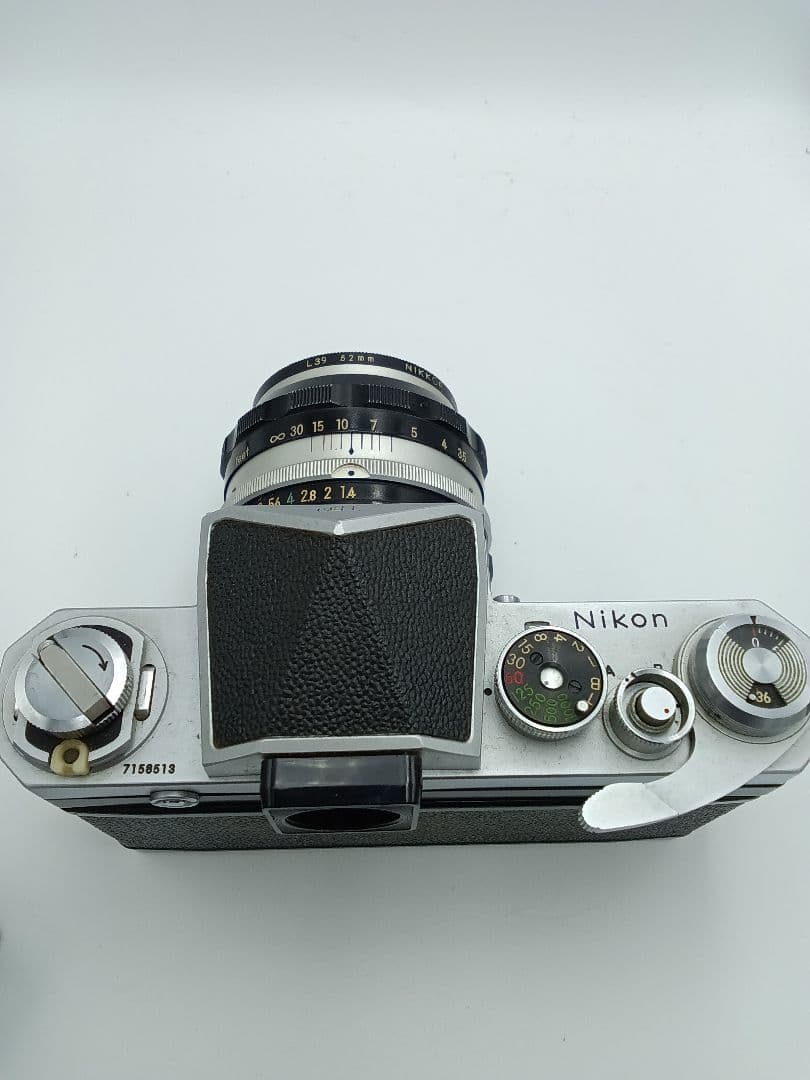 SALE！【Nikon】 F 一眼レフカメラ Nikkor 50mmレンズ付き