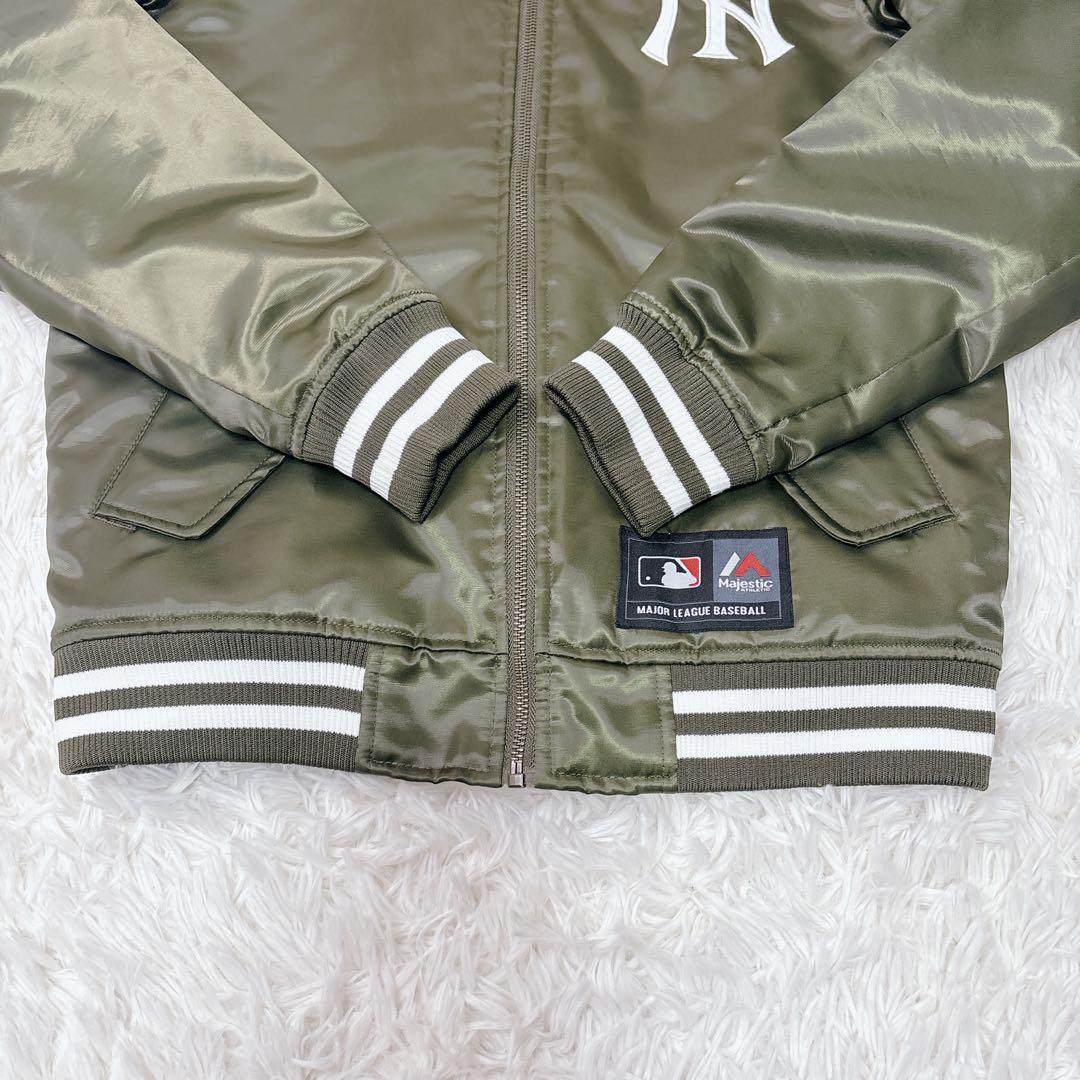 ニューヨーク ヤンキース MA-1 スタジアムジャンパー フライト