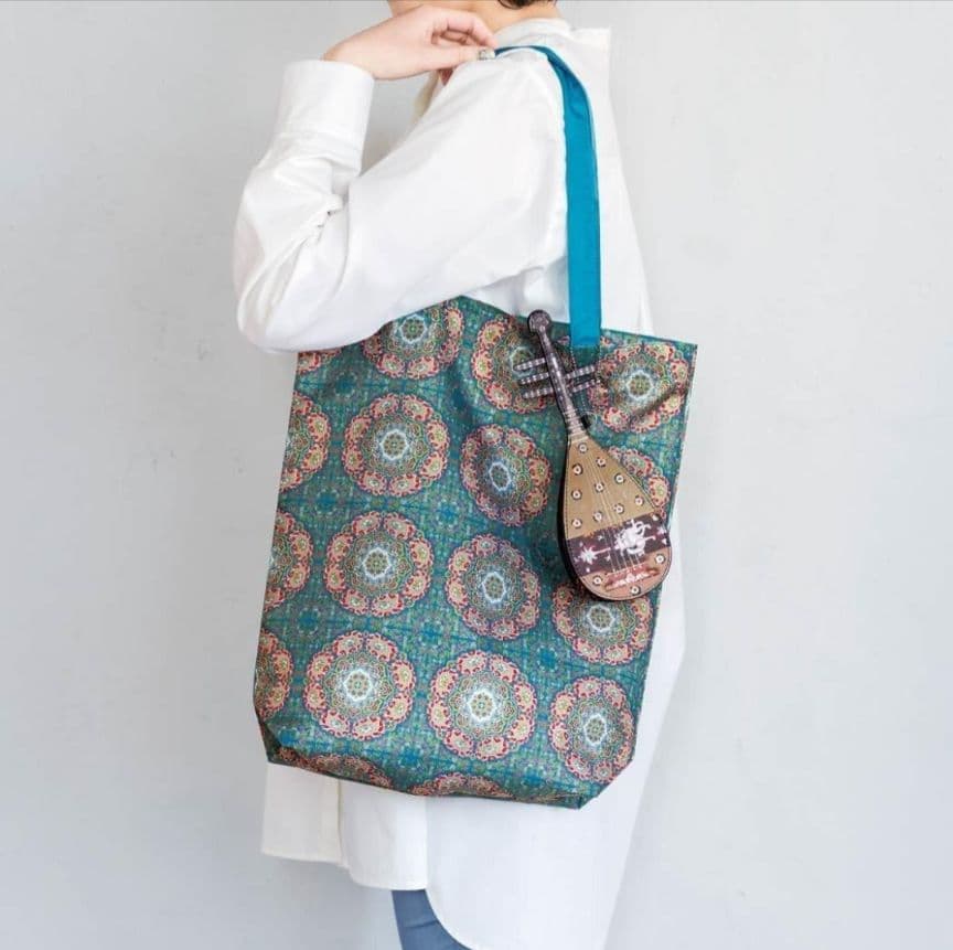 未使用フェリシモ 正倉院 螺鈿紫檀五絃琵琶 エコバッグ＆光のかけら