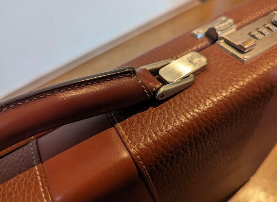 Burberry アタッシュケース ダレスバッグ ノバチェック