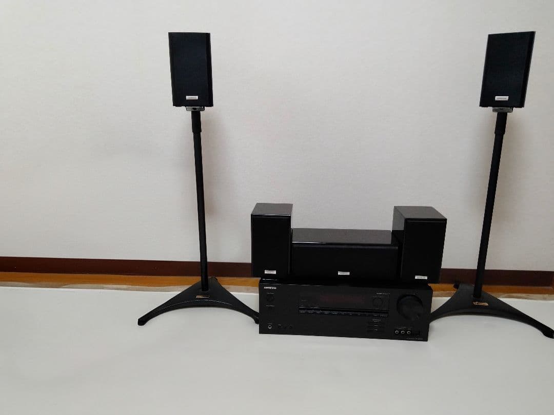 ONKYO 5.1ch ホームシアターセット（サブウーファー付き）