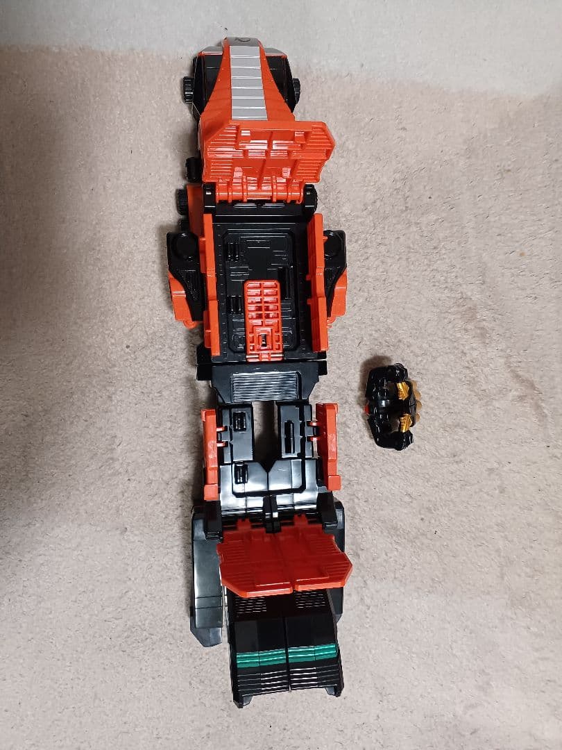 炎神戦隊ゴーオンジャー エンジンキャリゲーター ヘッドパーツ付き