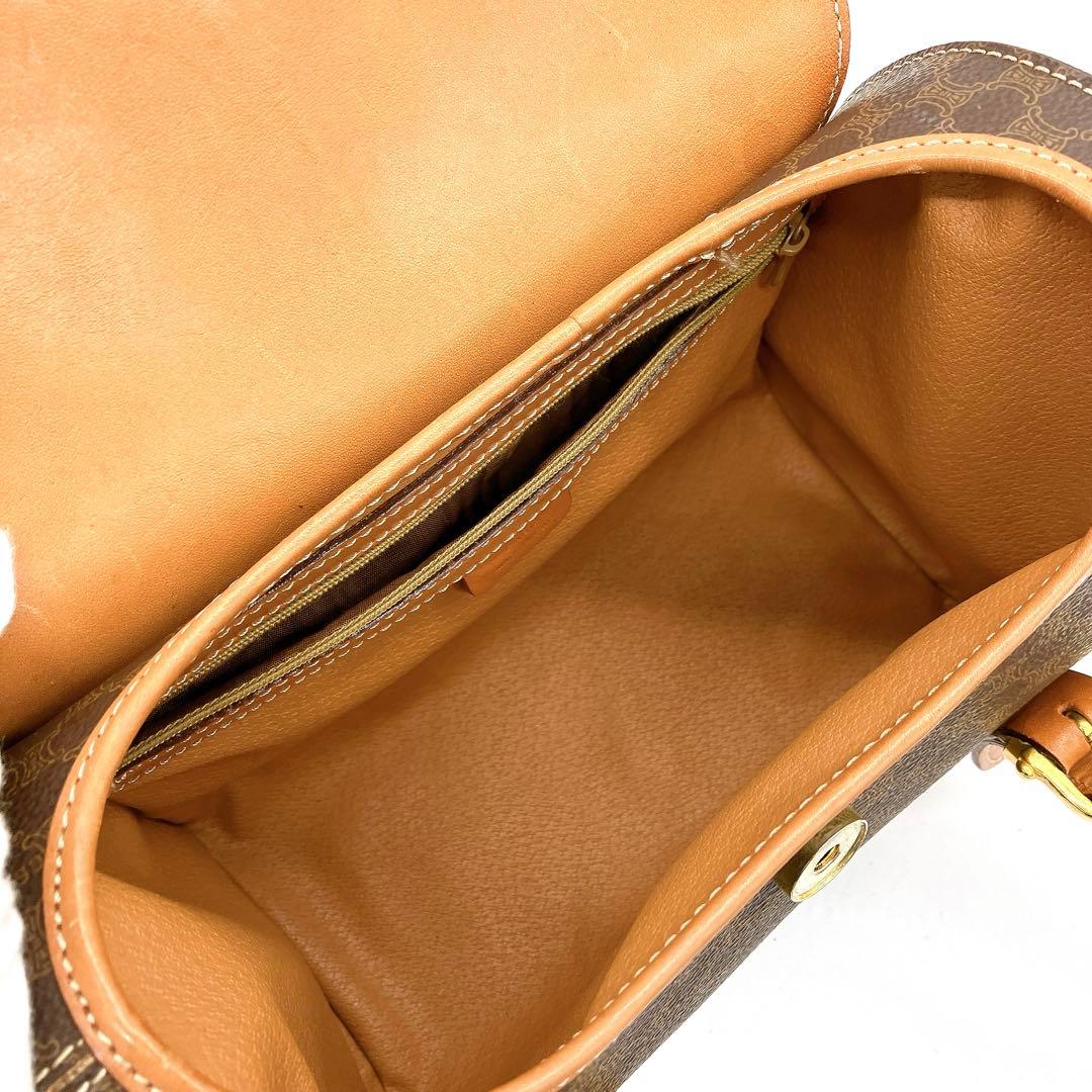 希少【CELINE】ハンドバッグ ブラゾン金具 マカダム柄 BOX型 - メルカリ