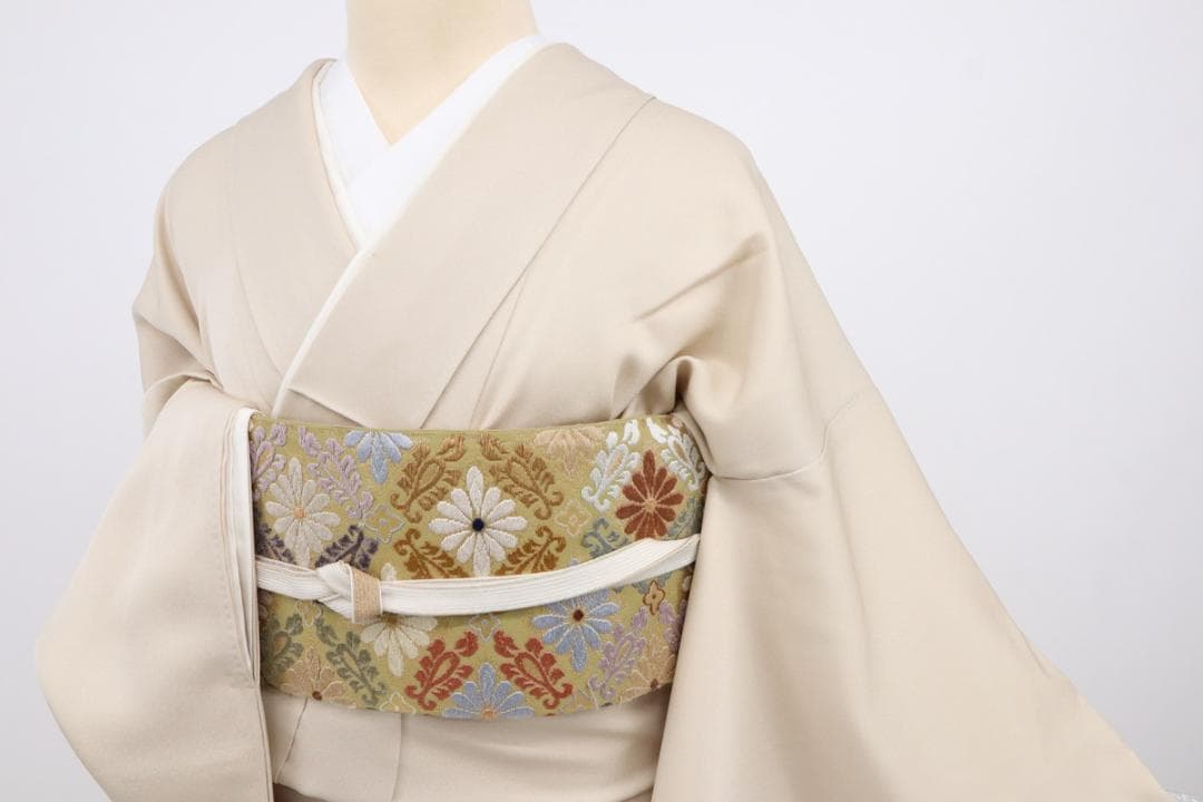 《長尺■色留袖■古典柄◆檜扇に文箱吉祥文■ベージュ◆袷正絹着物◆DY3-7》