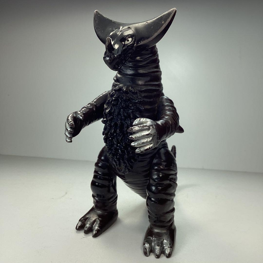 初期版 硬質ソフビ』1983 JAPAN 旧ウルトラ怪獣シリーズ ゴモラ - メルカリ