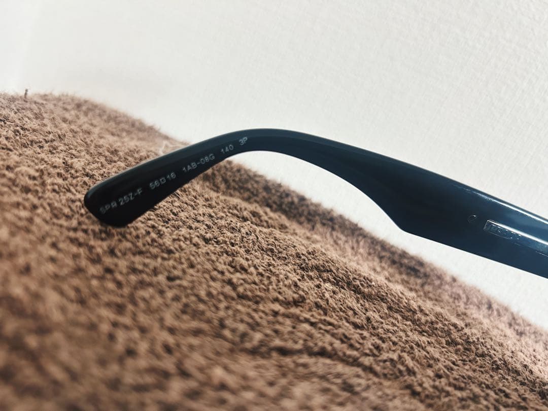 PRADA サングラス SPR25Z-F 1AB-08G ブラック 正規品 - メルカリ