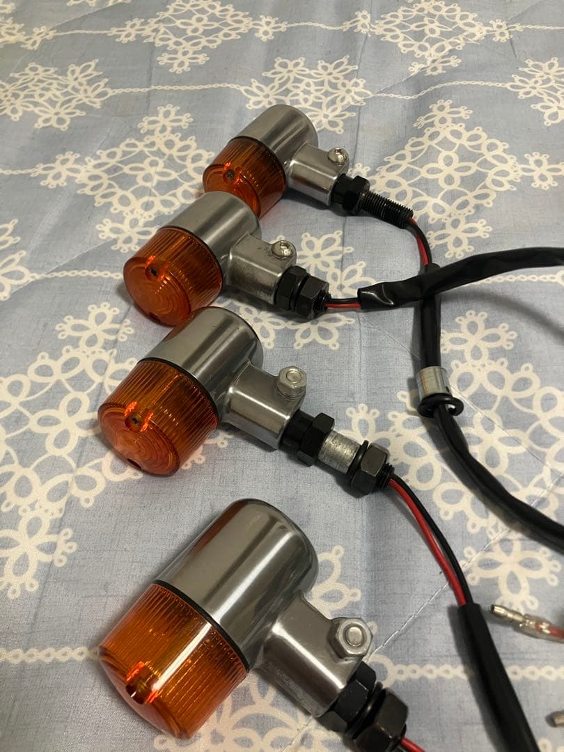 デイトナ SR400 ウィンカー ステーあります デイトナ(Daytona) バイク