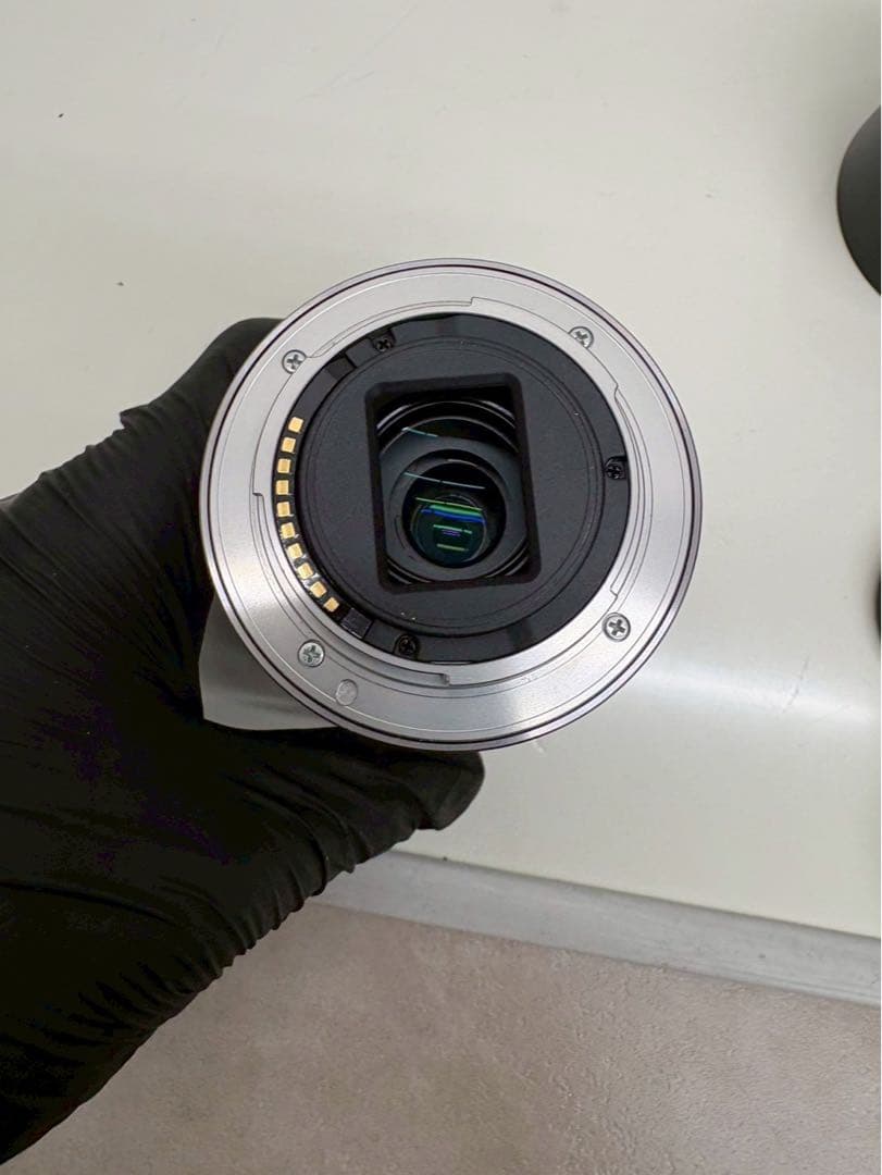 Canon EF-S 18-200mm F3.5-5.6 IS レンズ 美品