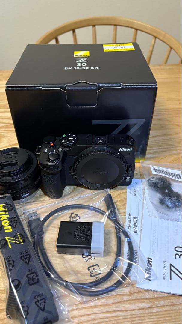新品同様　Nikon Z30 16-50 VRレンズキット ミラーレス一眼カメラ「Z30」16-50 VR レンズキット | ニコン
