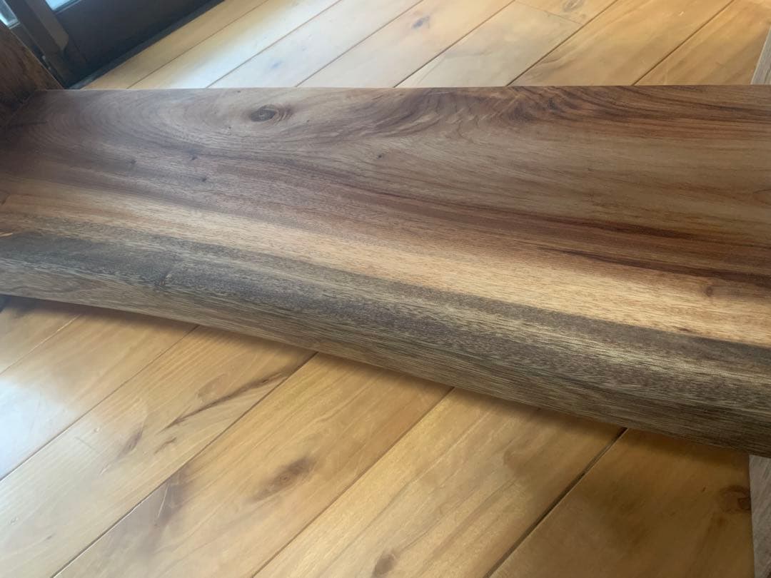 ☆リノ様専用☆勿体ないワイルド❣️楠一枚板厚約4㎝