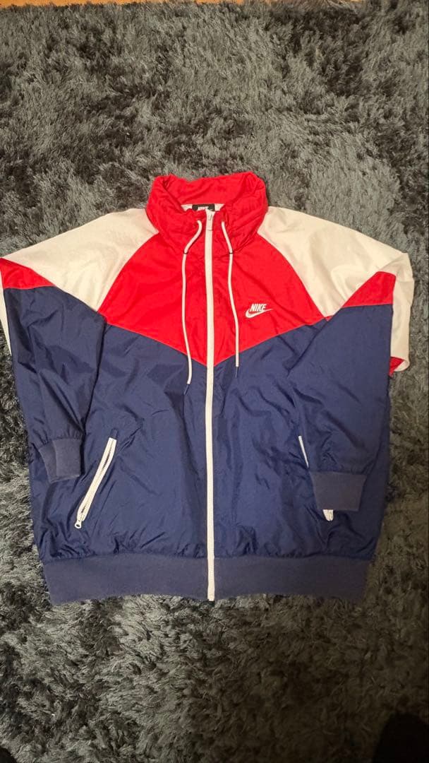NIKE ナイロンジャケット ベイビーわるきゅーれ 伊澤彩織、まひろXL
