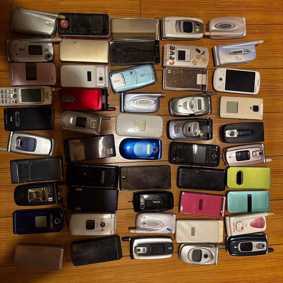 ガラケー　ジャンク　まとめ　117台 ガラケー 携帯電話 おまとめ 27台 動作未確認 ジャンク
