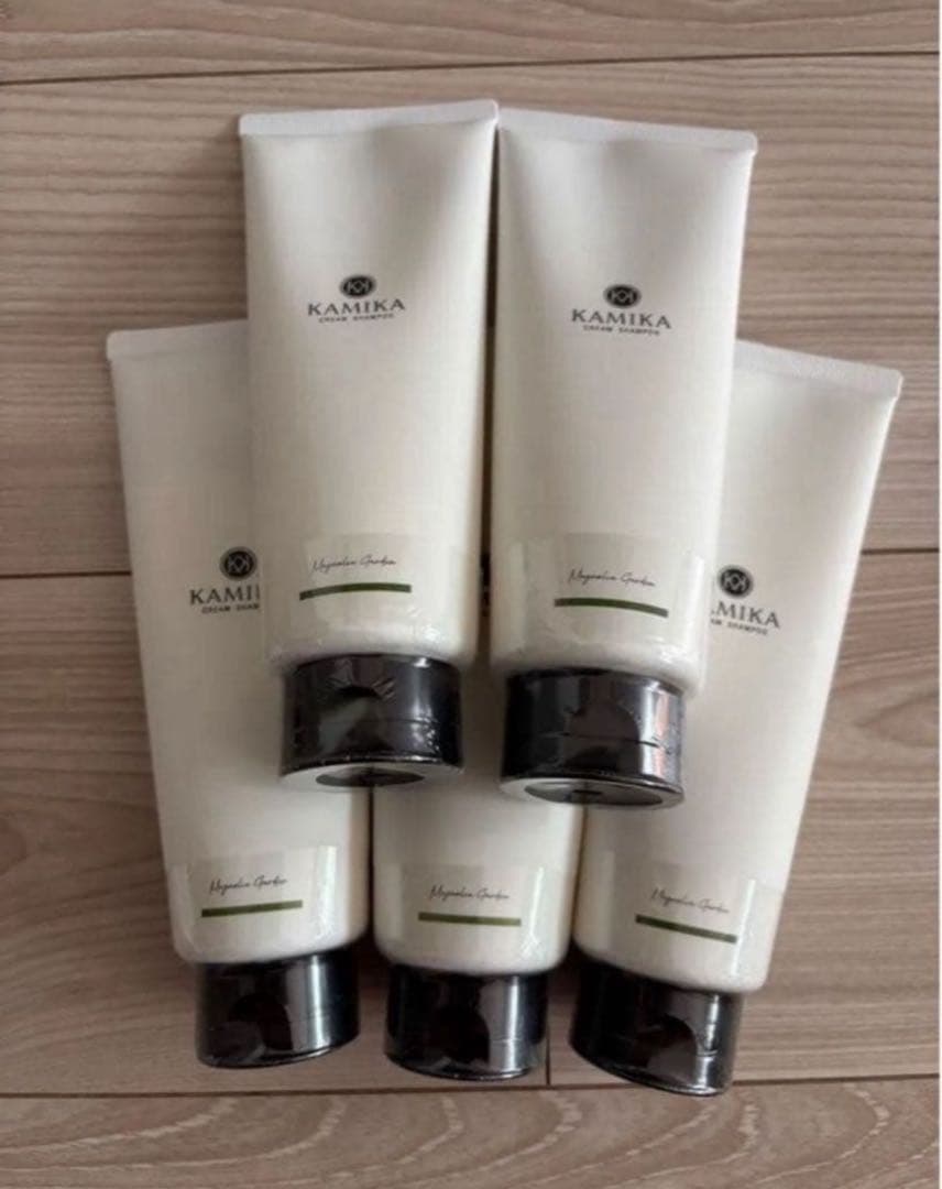 KAMIKA カミカ オールインワンクリームシャンプー 200g×5個 Amazon | KAMIKA カミカ クリームシャンプー※オリジナル処方 [ 黒髪