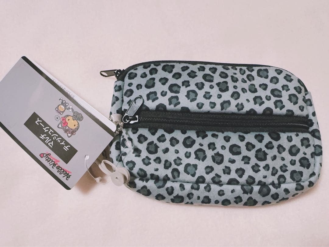 キティちゃん 日焼けキティ マルチティッシュケース 豹柄 - メルカリ