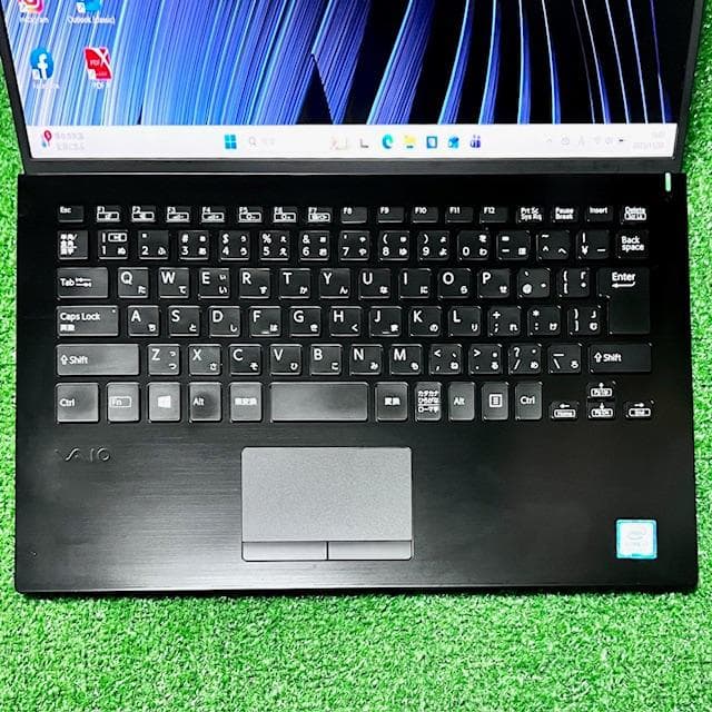 《薄型軽量》フラッグシップモデル！Corei7/1TB/16GB/4K/VAIO