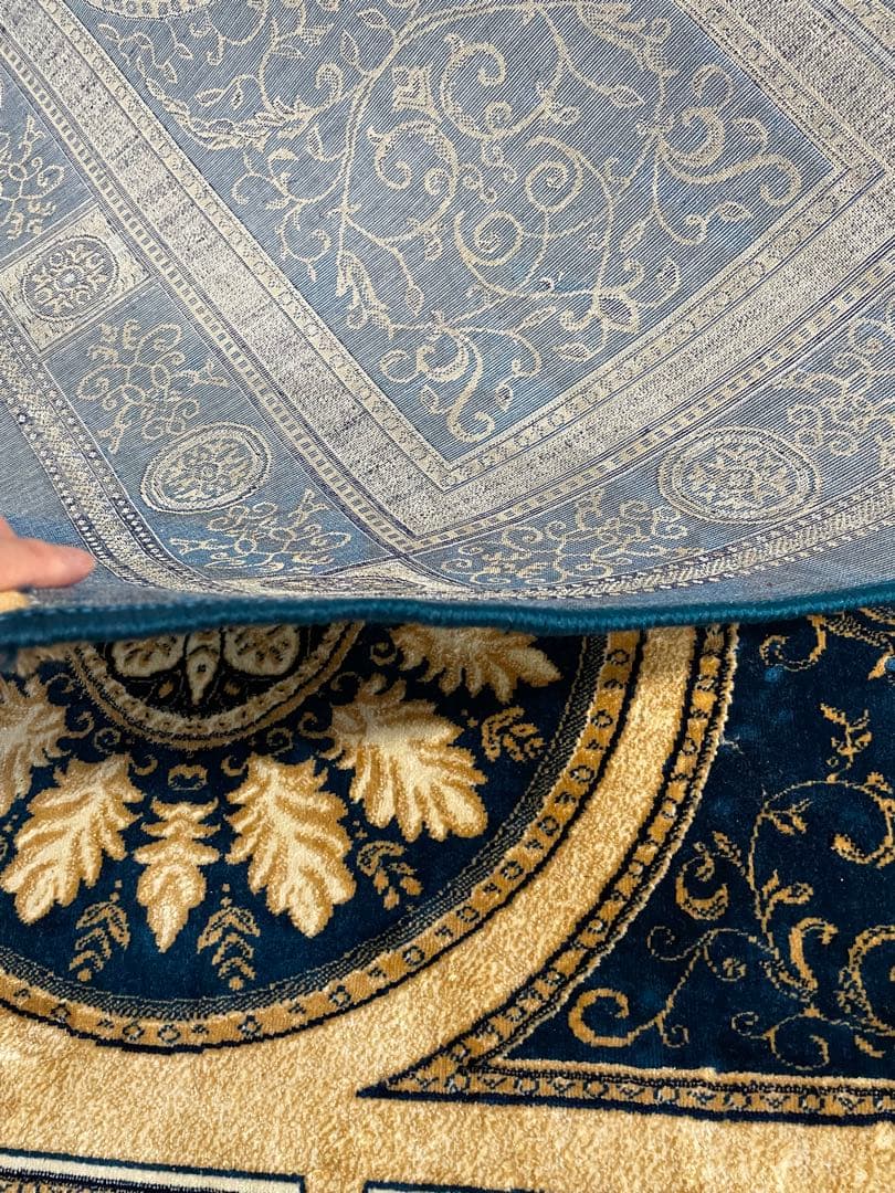 ペルシャ風 青と金の装飾的なラグ 150×220mm