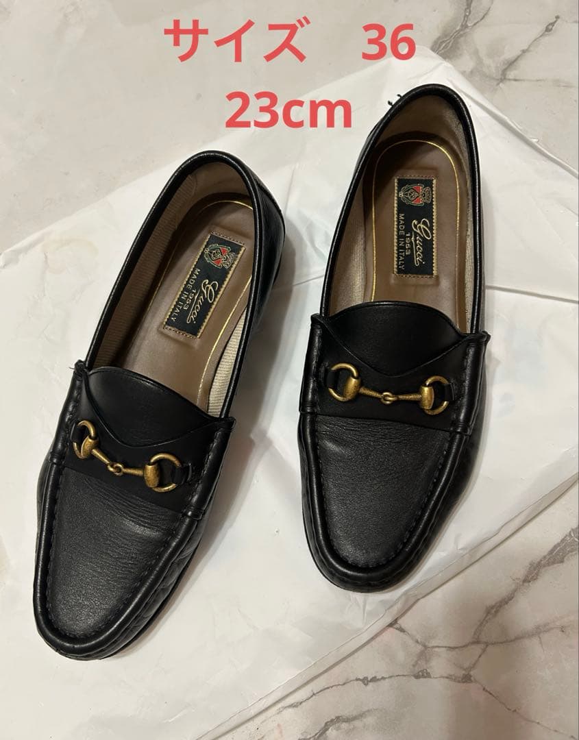 GUCCI ブラックレザー ローファー ゴールド金具　23 GUCCI グッチ ローファー ホースビット レザー ダークブラウン
