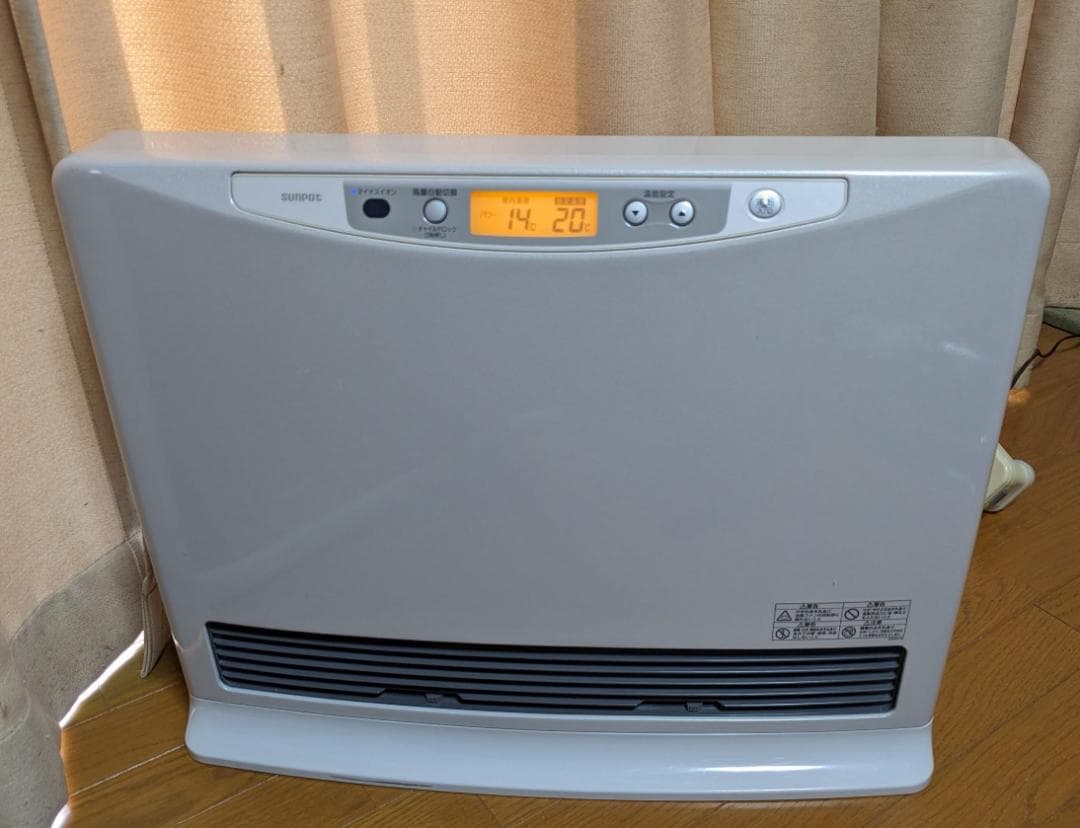 サンポット ファンコンベクター FC-61 - メルカリ