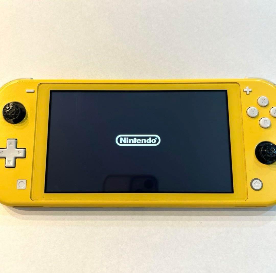 Nintendo Switch Lite イエロー 本体 Nintendo Switch Lite, Compact Lightweight Handheld Console, 32GB
