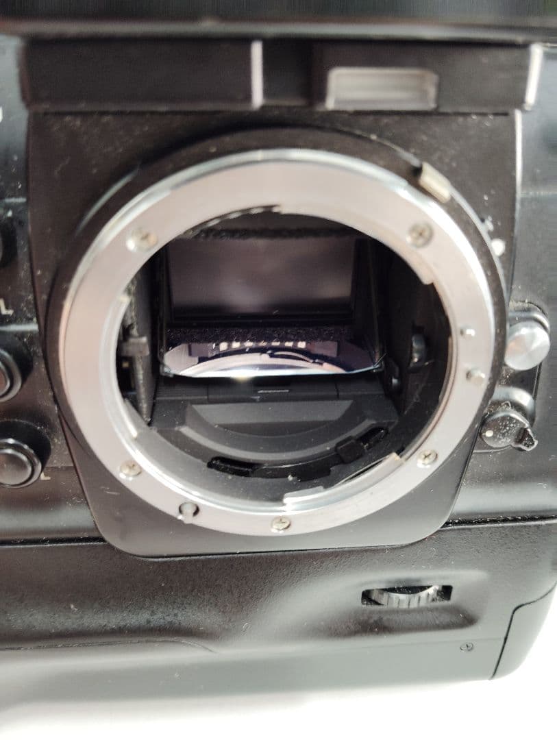 Nikon F4 一眼レフカメラ 35-70mmレンズ付き ニコン 撮影機器 - メルカリ