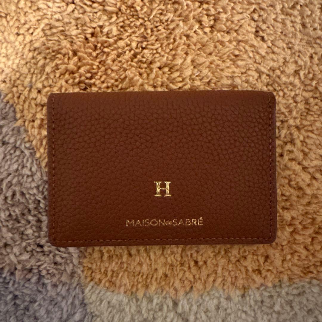 【新品、未使用】MAISON de SABRÉ 名刺入れ　ブラウン Card Case - Black Caviar – MAISON de SABRÉ