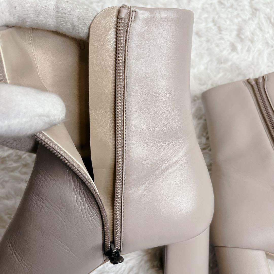 極美品 ダイアナ べージュ ショートブーツ サイドジップ スクエアトゥ 23.5