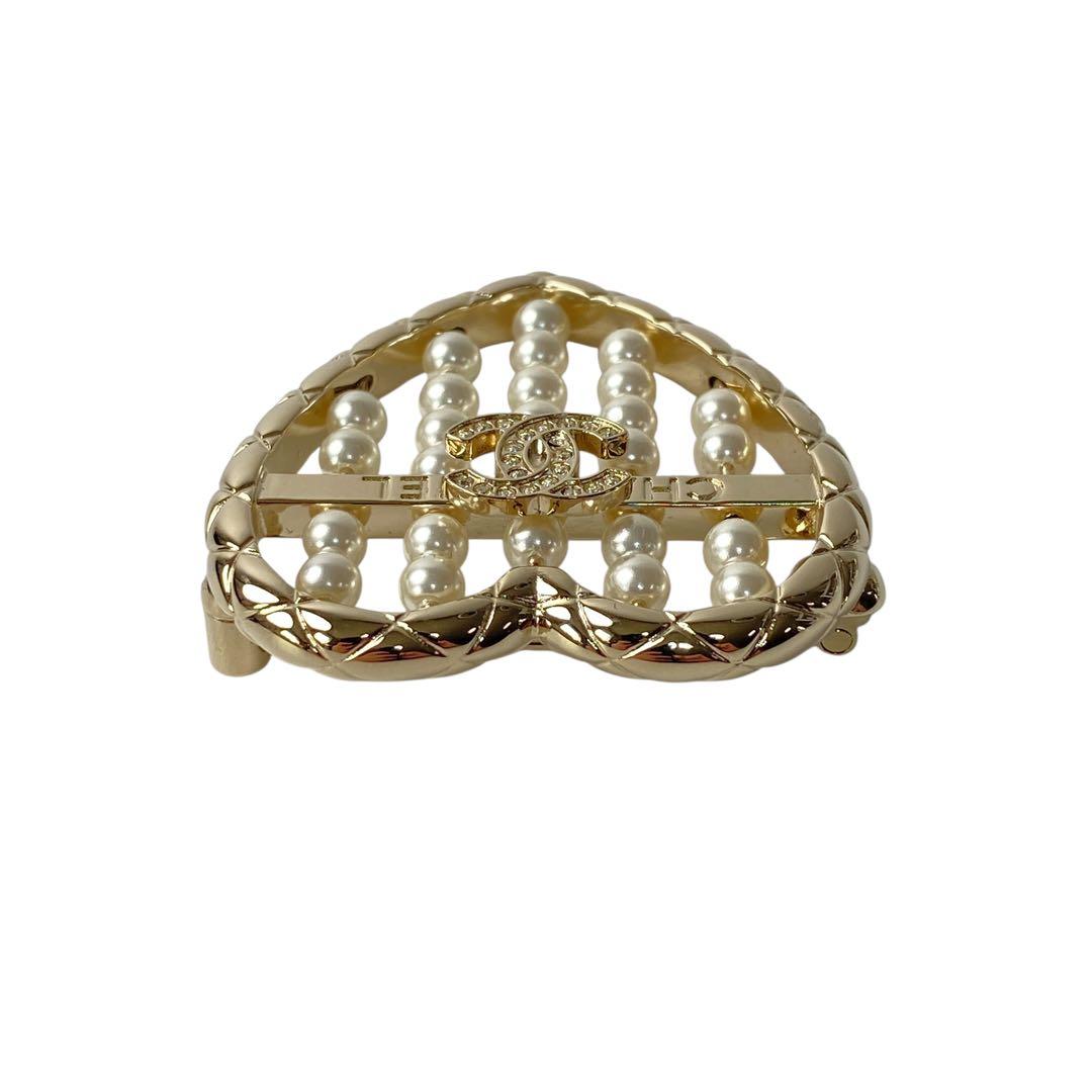 未使用 シャネルCHANEL メティエダール コレクション ブローチ B25A