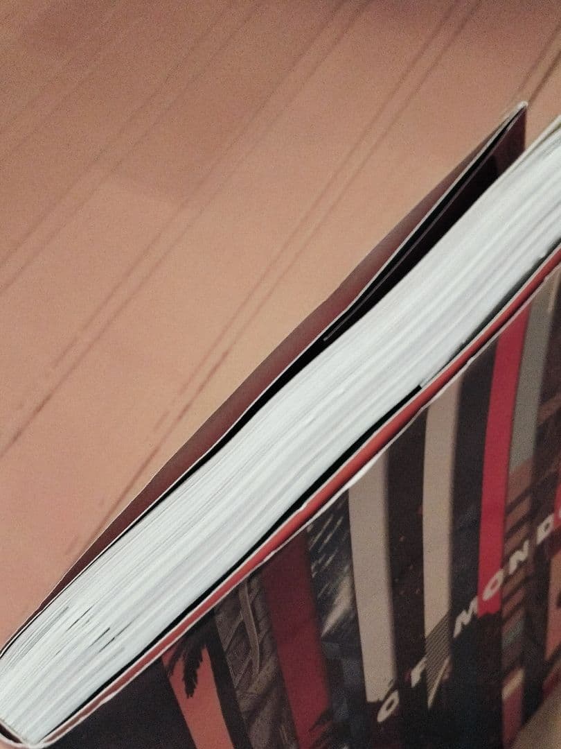 MONDO 映画ポスターアート集』【初版】【帯付】【永久保存版】 - メルカリ