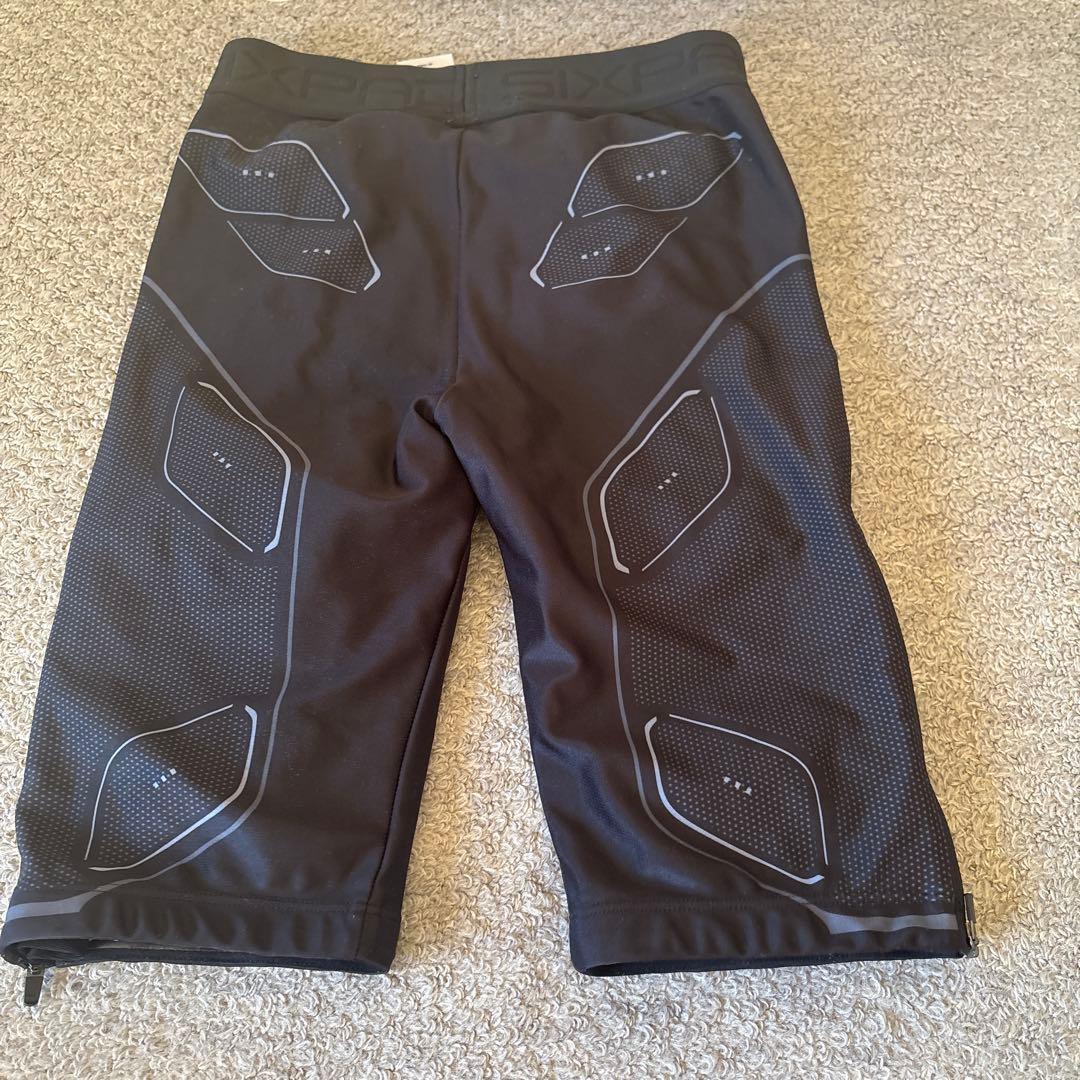 SIXPAD エクササイズショートパンツ