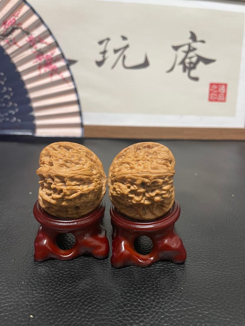 No.544 ❤️遊ぶクルミ 文玩核桃 精配白狮子天使之翼异形 - メルカリ