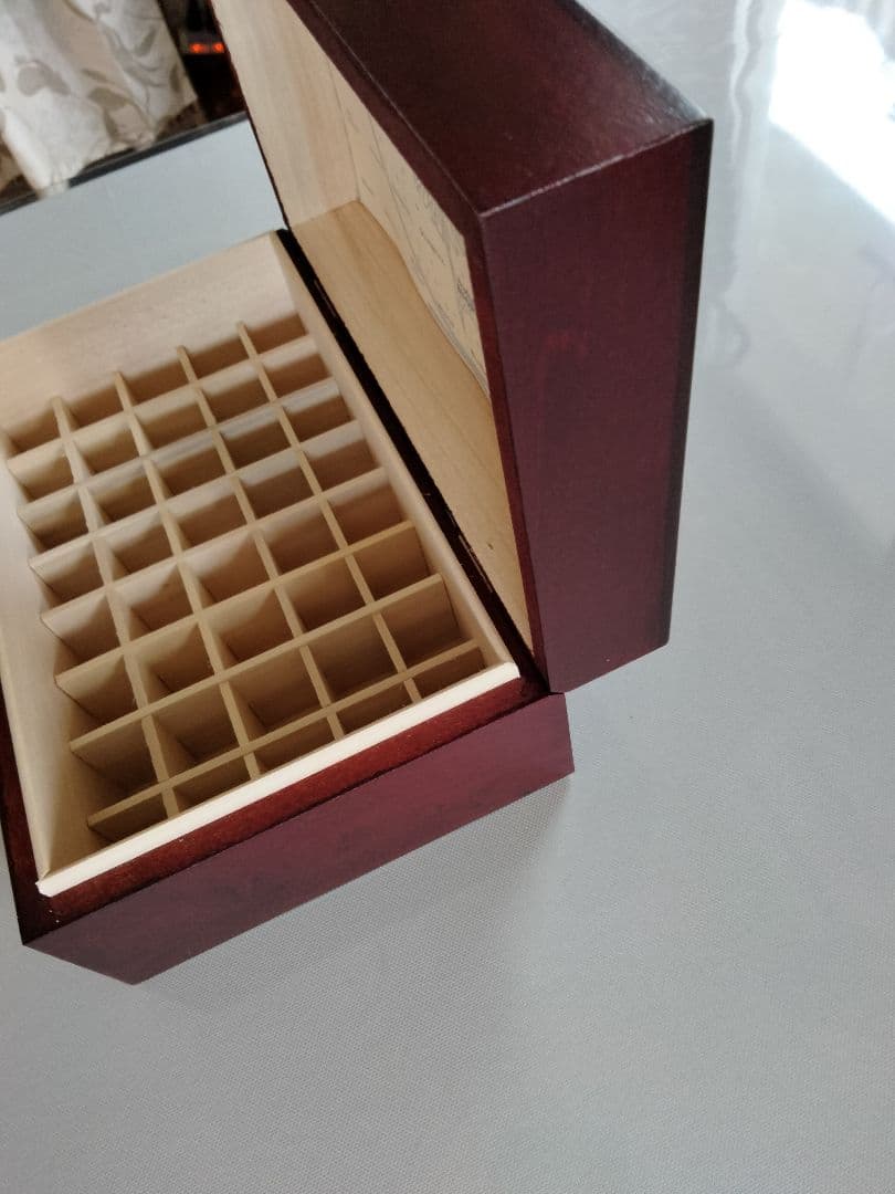 木箱□プロフェッショナル・ボックス□フラワーエッセンス収納箱□新品