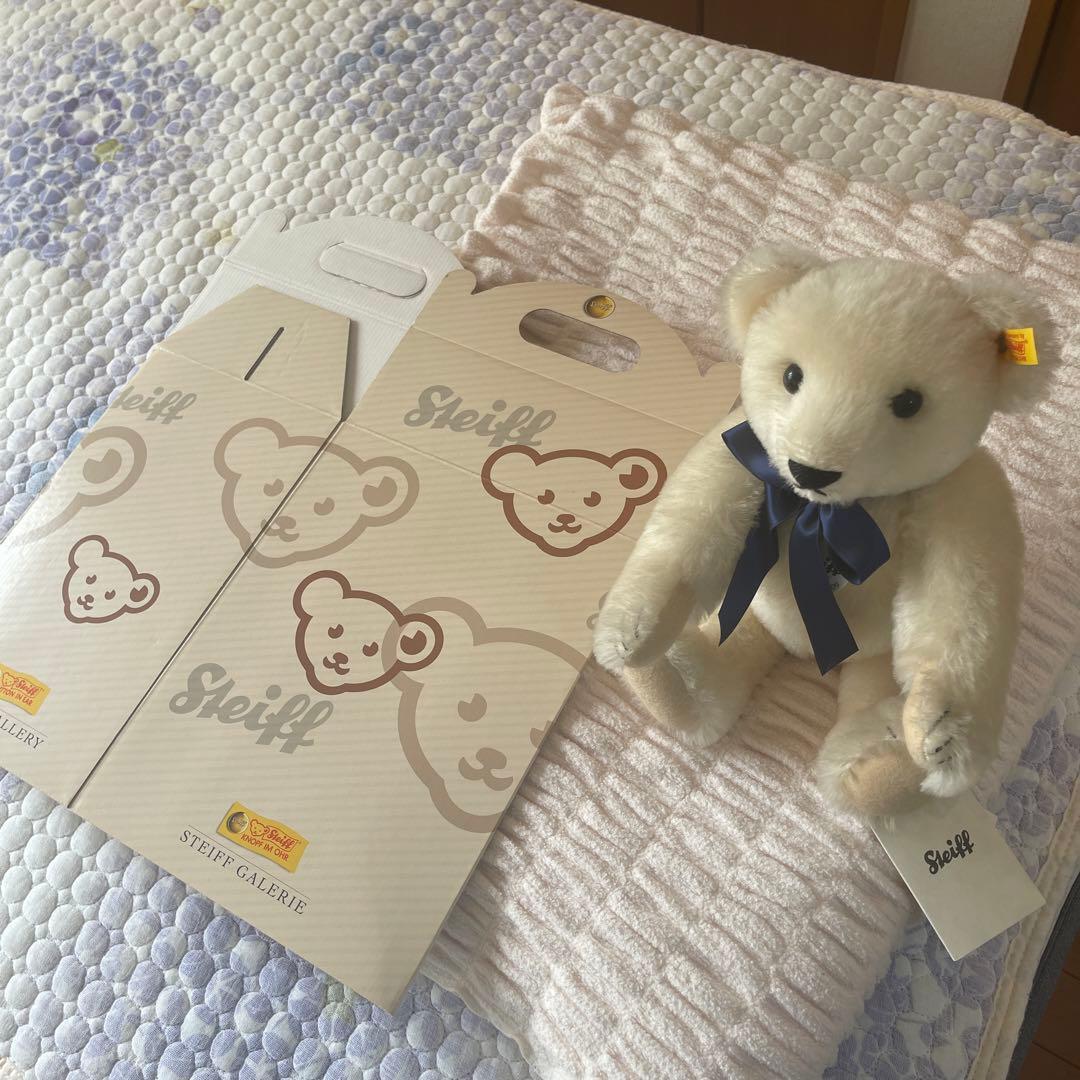 シュタイフ 黄色タグ 美品 テディベア - メルカリ