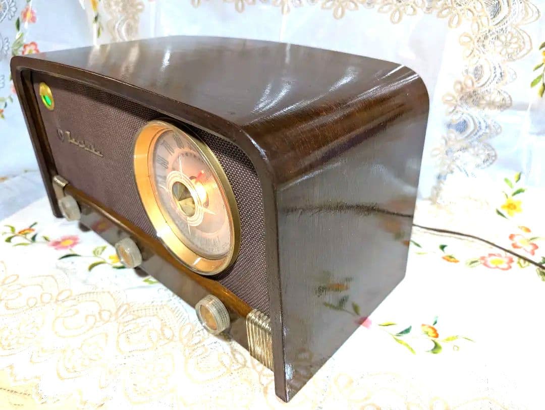 マツダ614A 昭和レトロ真空管ラジオ bluetooth付 家族団らん - メルカリ