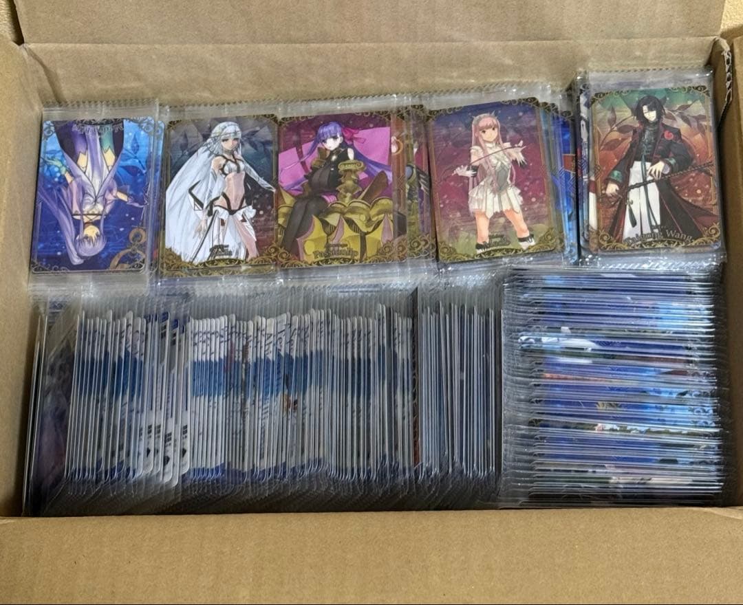 FGO ウエハース　カード　まとめ売り　初弾〜13弾まで　SR以上多数　大量 FGO ウエハース カード まとめ売り 初弾〜13弾まで SR以上多数 大量
