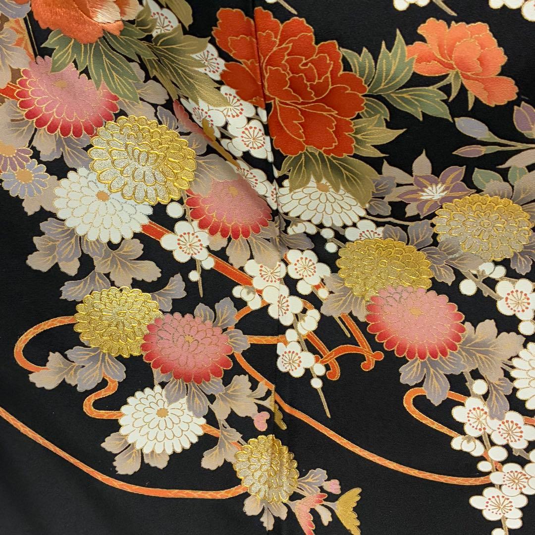 D165 黒留袖 牡丹刺繍 花車 正絹 着物 袷 しつけ糸付き未使用極美品